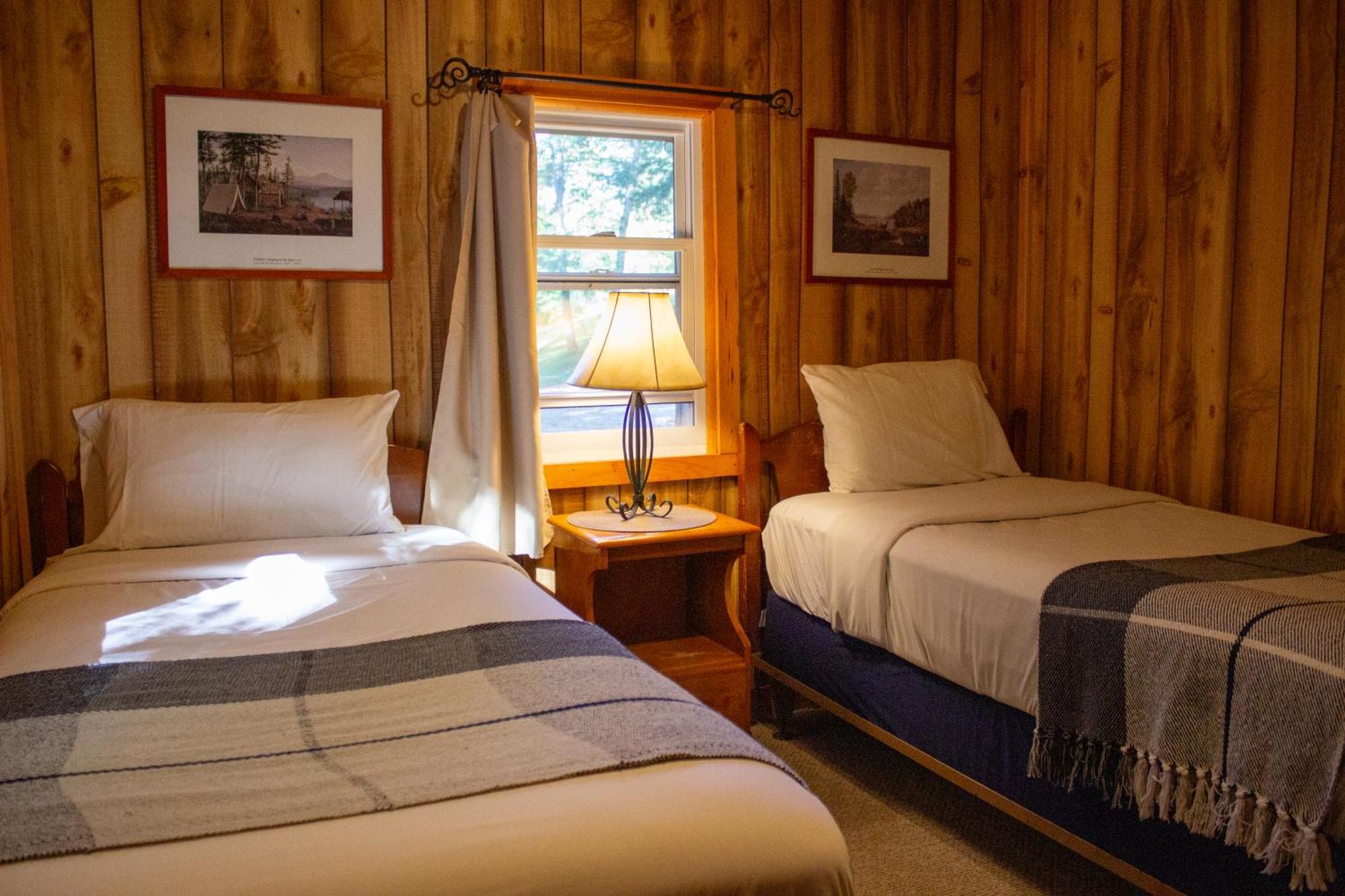 Paddler'S Rest Lakeside Cabins And Motel Long Lake 客房 照片